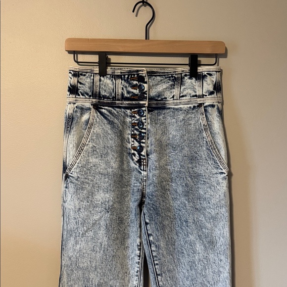 Ulla Johnson Ellis Acid Wash High Rise Cropped Jeans - Picture 5 of 10